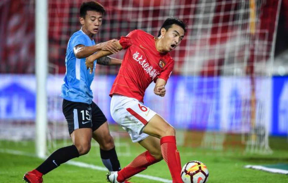 大连一方主场告负，坚守困难时刻的简单介绍