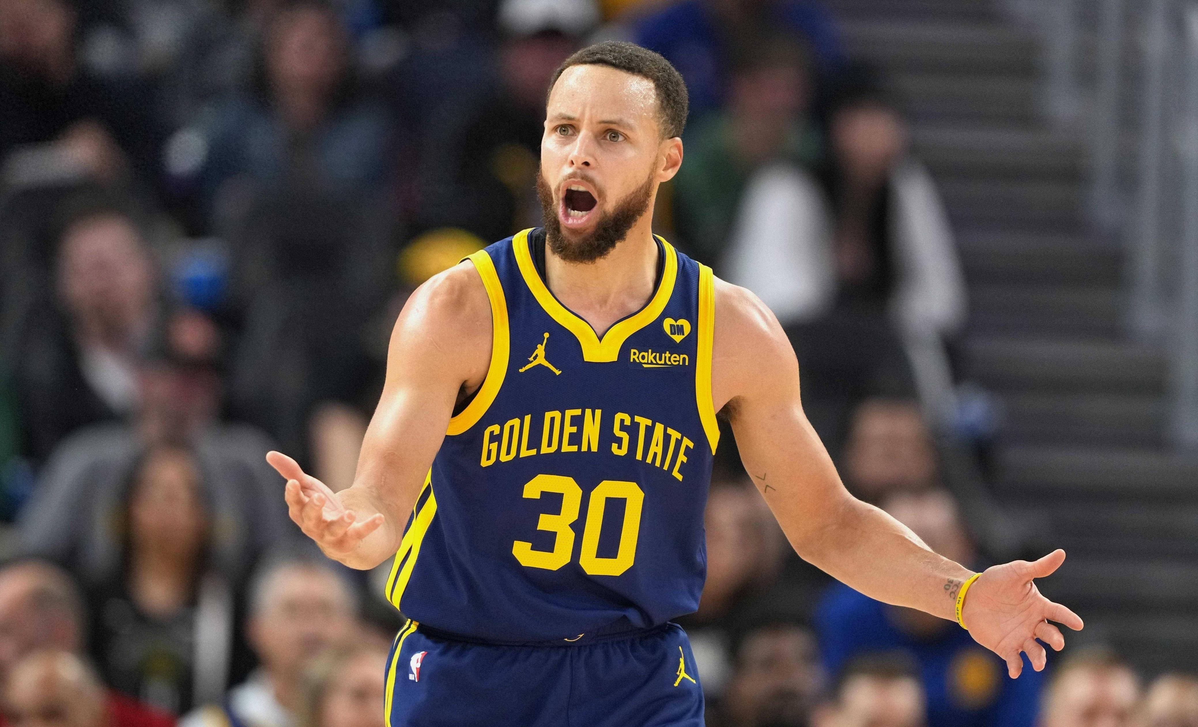 雷火电竞网址-勇士遭遇惨败，库里表现黯淡颓废