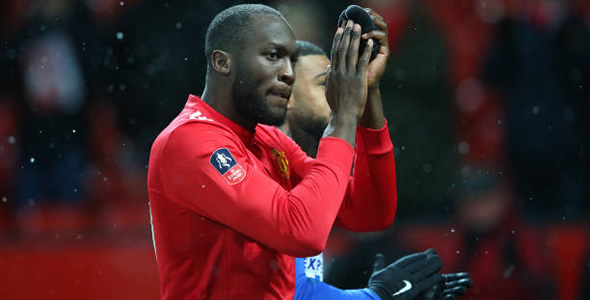 雷火电竞下载-包含斯旺西球迷心情激动，共享胜利的词条