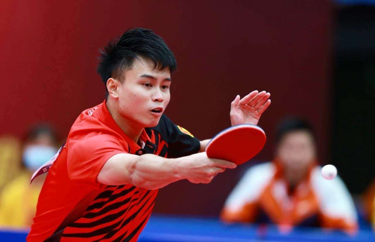 雷火电竞下载-包含千钧一发对决即将上演，双方实力均衡的词条