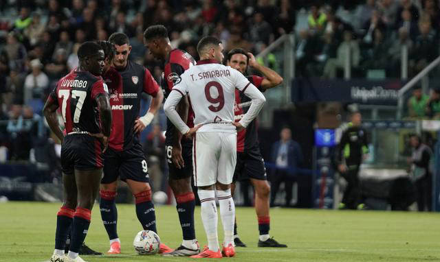 雷火电竞app-关于博洛尼亚主场不敌对手，状况不佳的信息