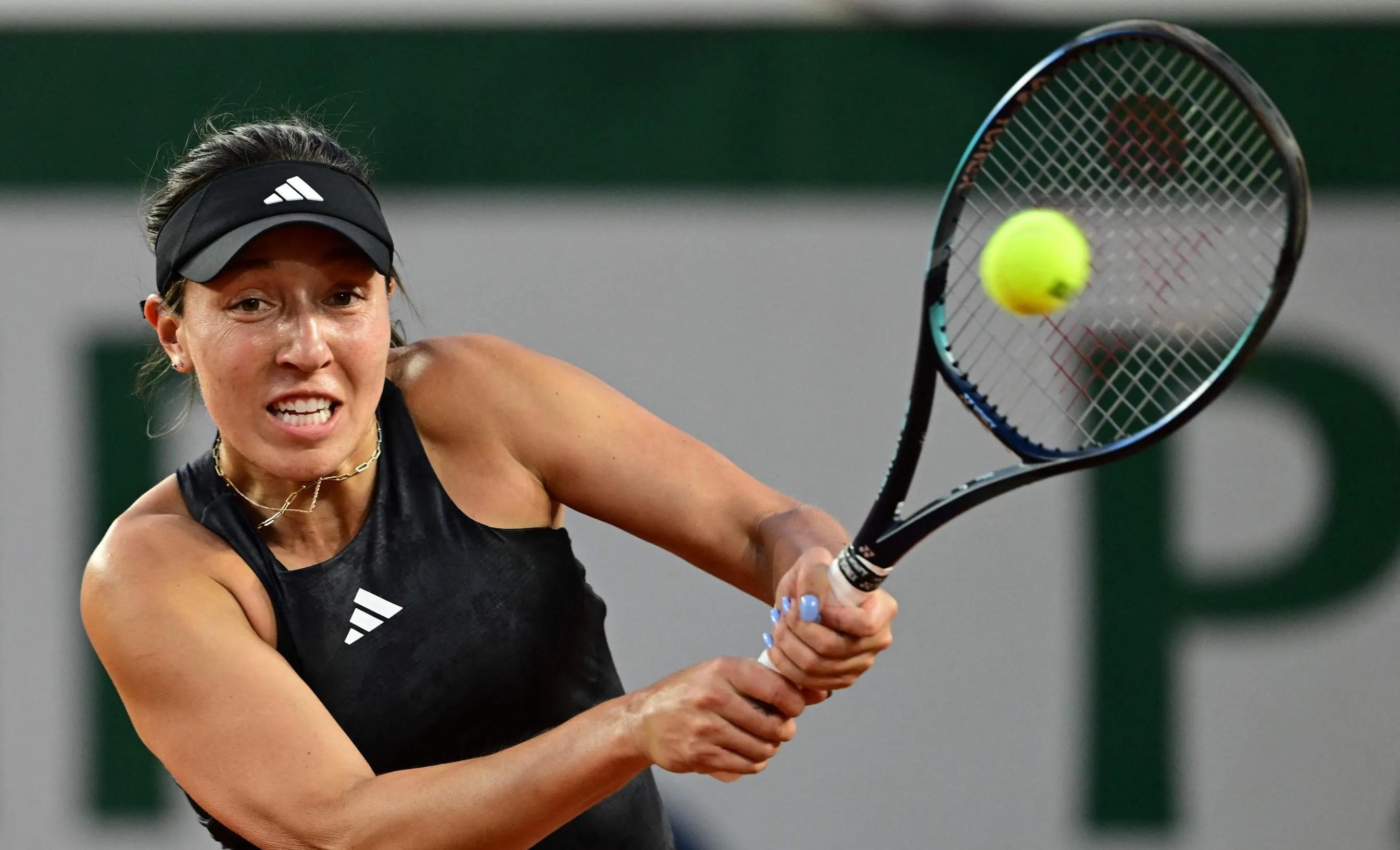 女子篮球比赛意外惊现黑马，实力惊人