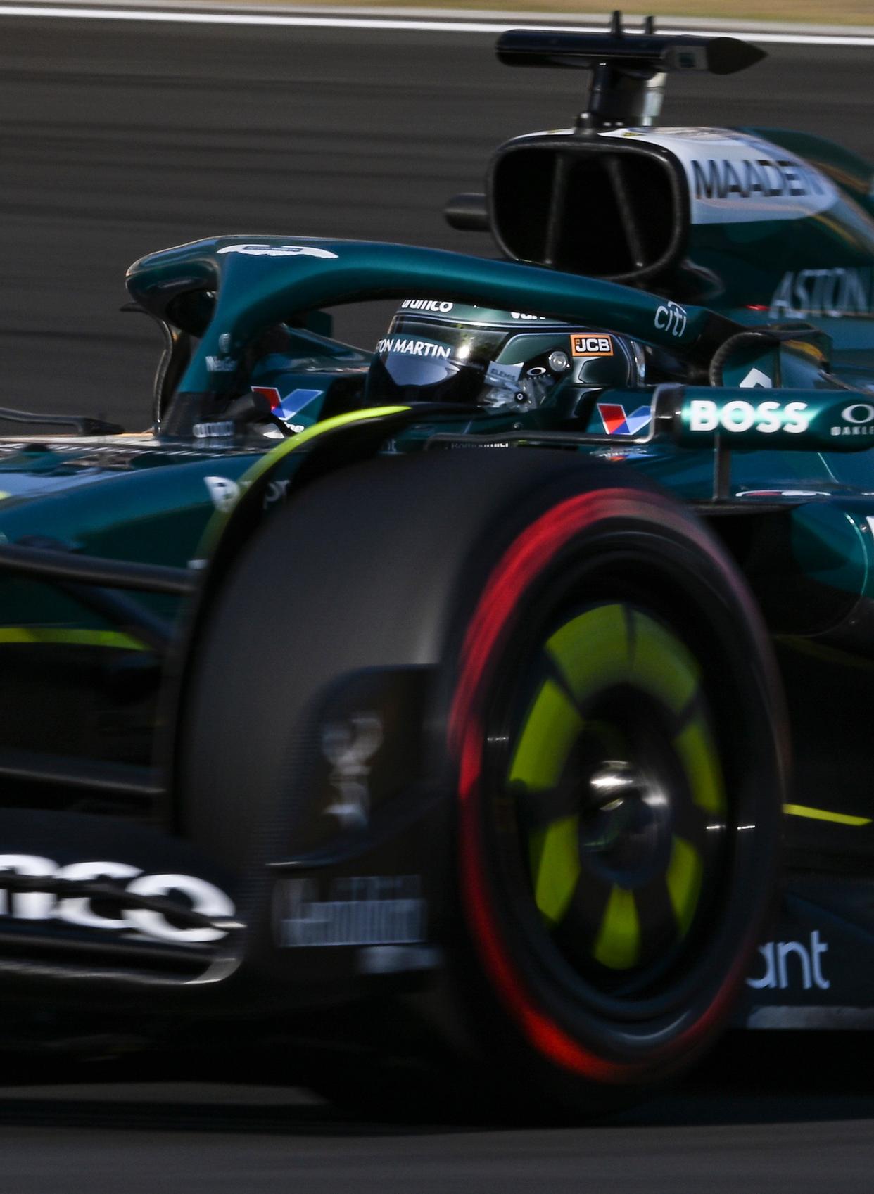 雷火电竞网址-赛车再创历史，冠军实至名归的简单介绍