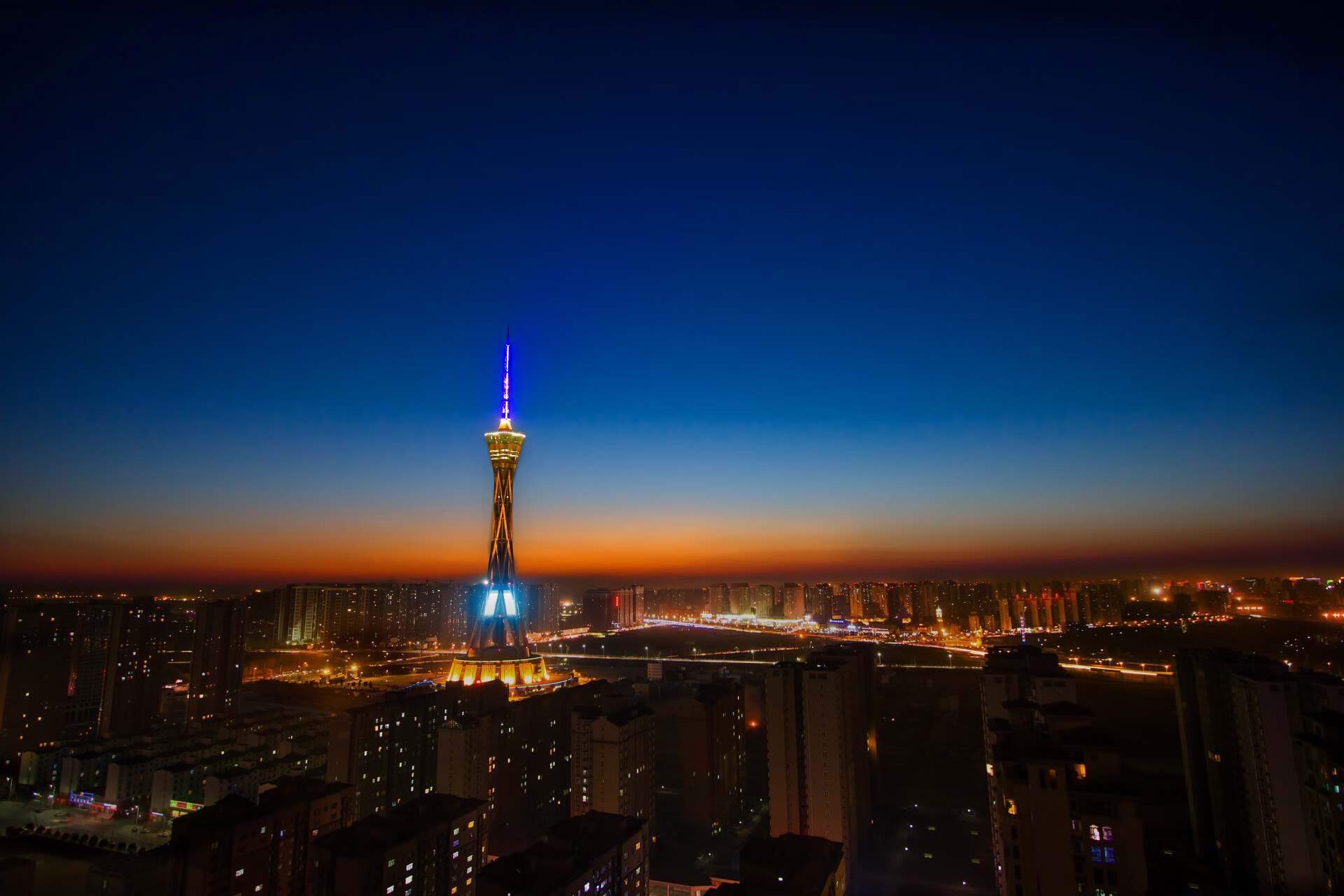 用节奏改写足球，从佩德里的穿透到里昂的节拍器