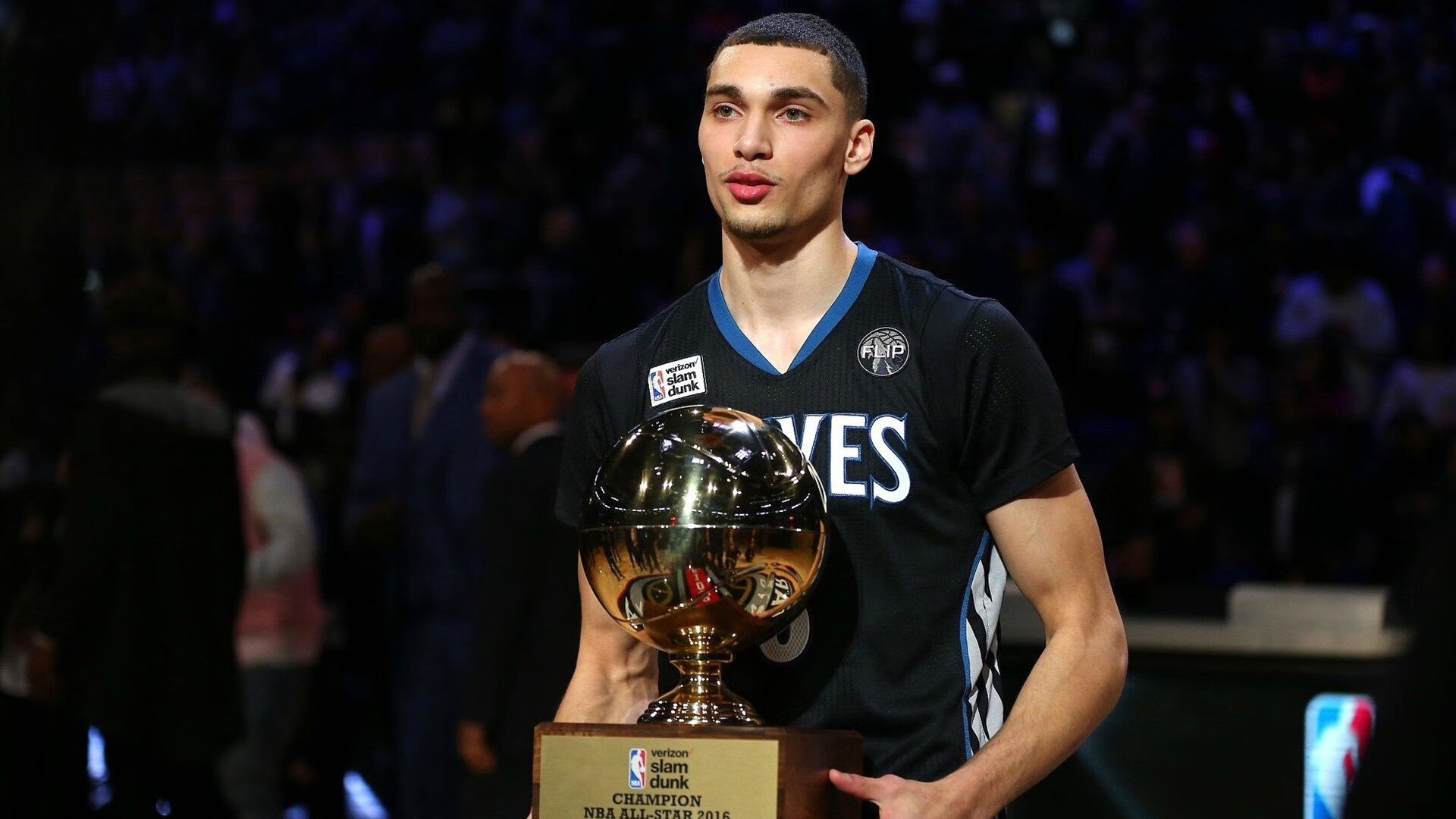 冲刺与刹车,维斯塔潘的维修区窗口与哈登的终结三分